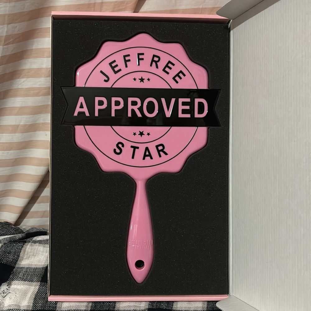 Jeffree Star Approved Mirror